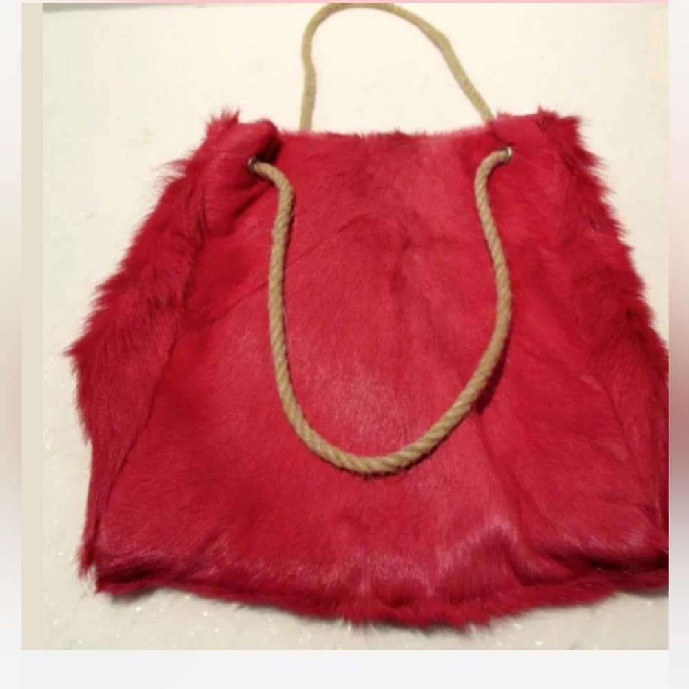 New without tags vintage Marni pink fur evening or statement purse.